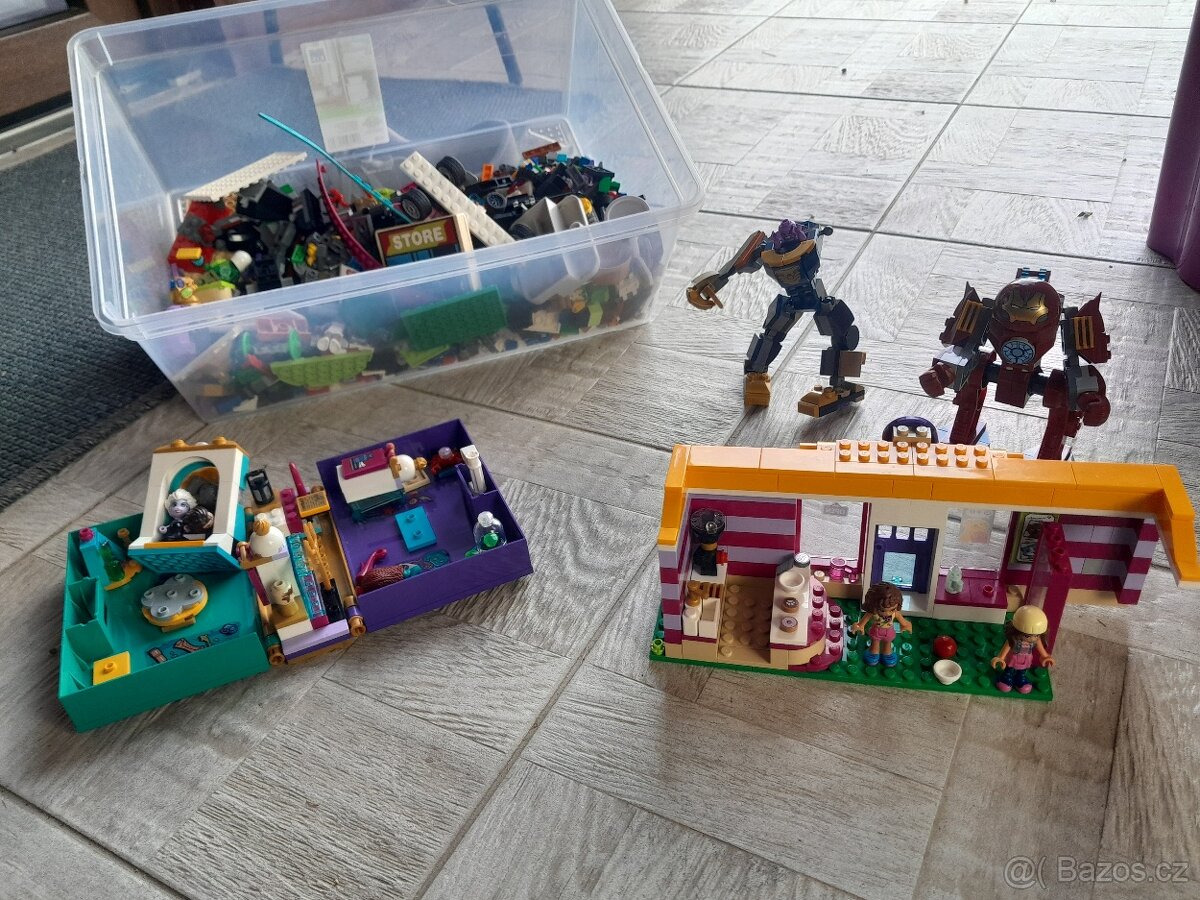Krabice Lego různé