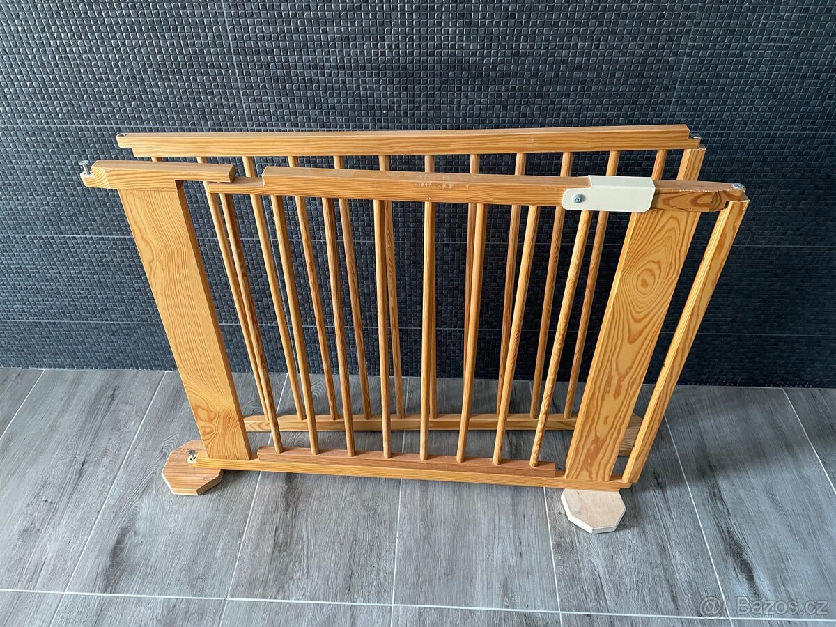 Dětská ohrádka/Zábrana