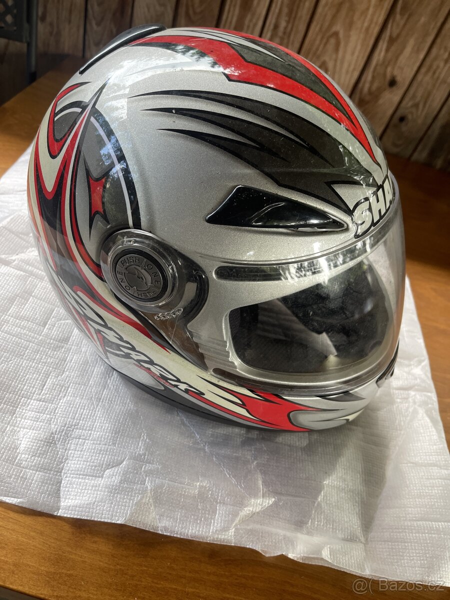 Přilba na motorku