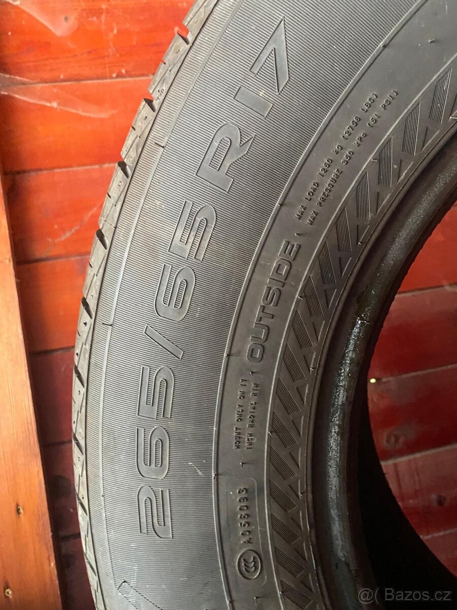 Nokian 265/65/17 letni