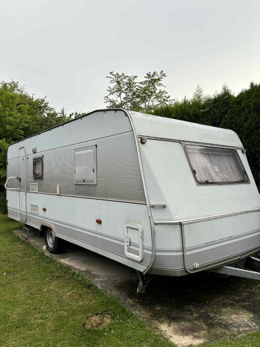 Dethleffs RG7 1996, 6 osob
