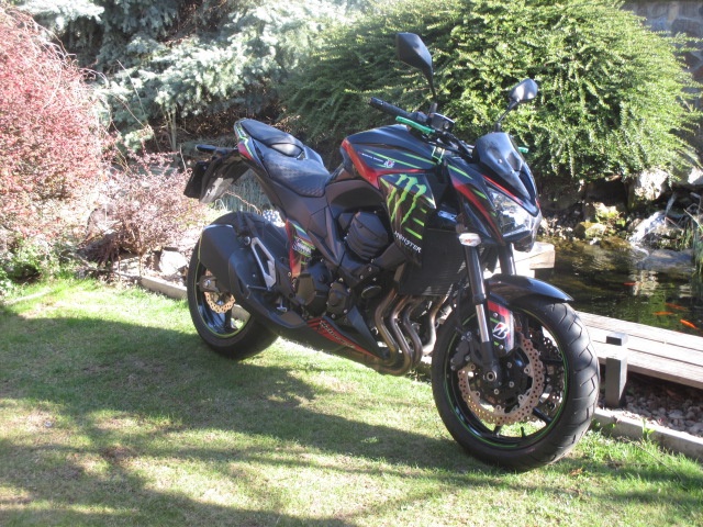 Kawasaki Z800, r.v.2016, najeto 13 500 km, koupeno v ČR