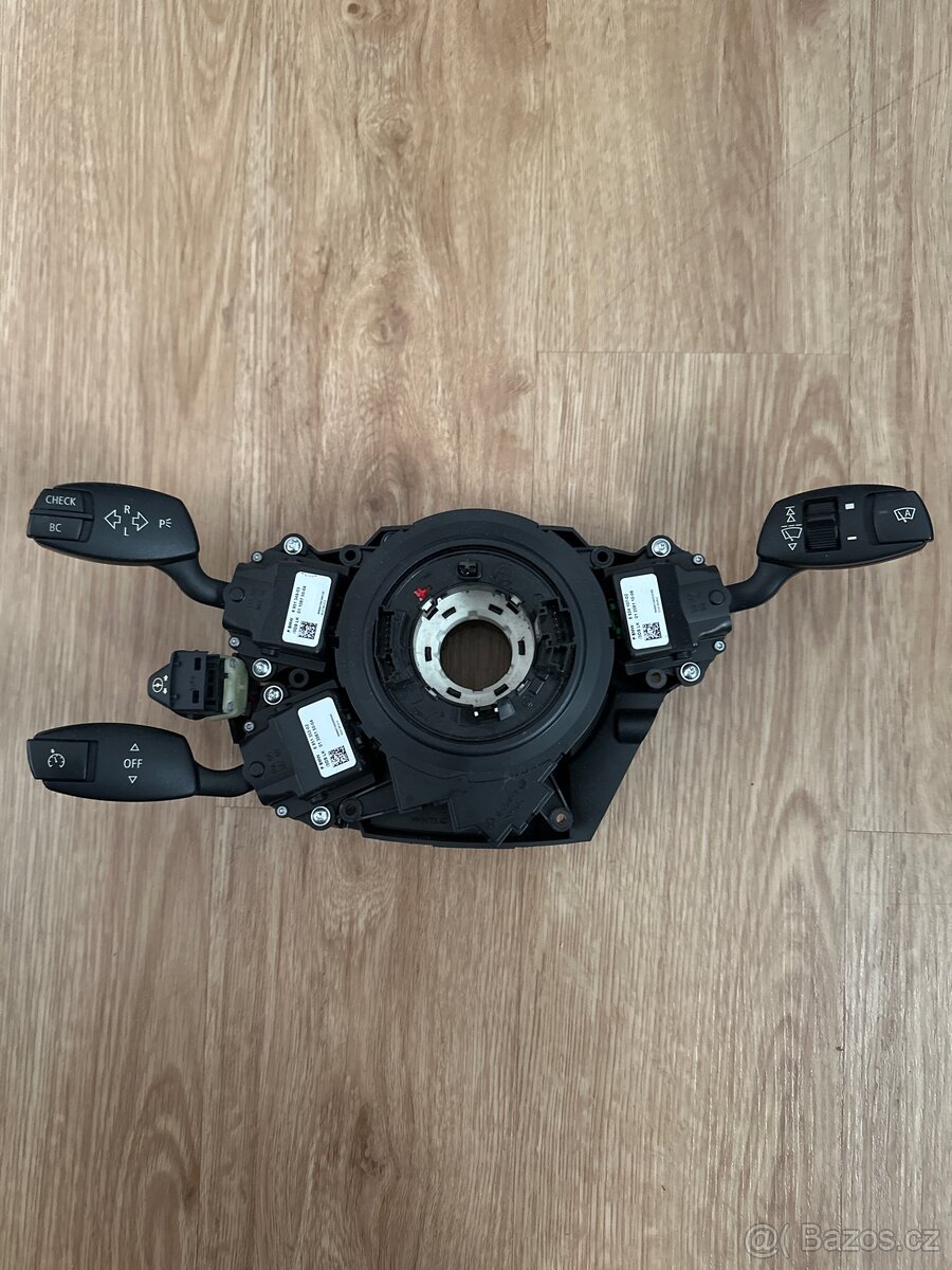 BMW E60 E61 kroužek airbagu a ovladače.
