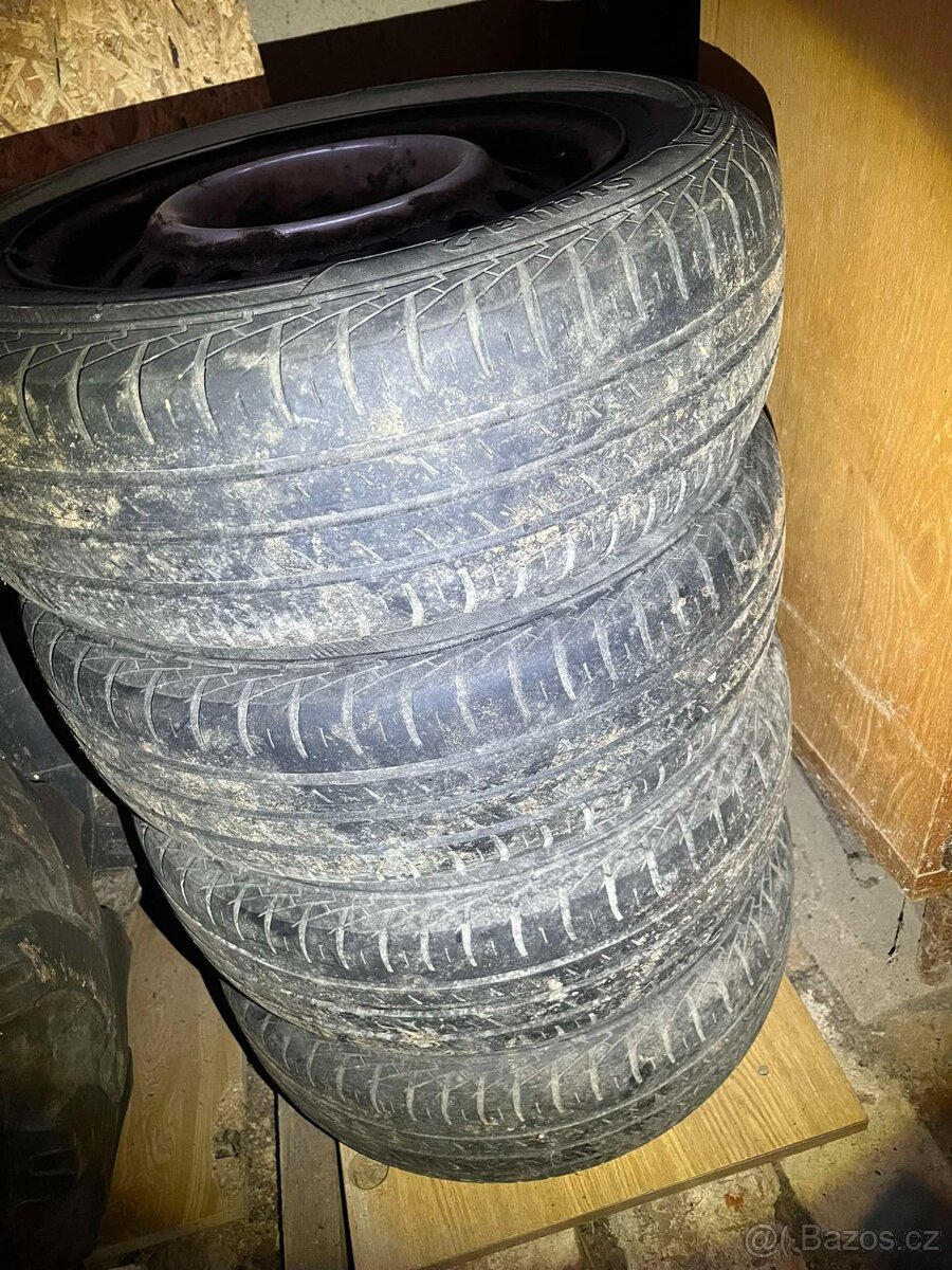 Kola 4x100 R14
