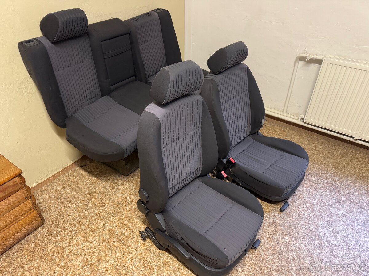 Sedačky Škoda Octavia 1 combi