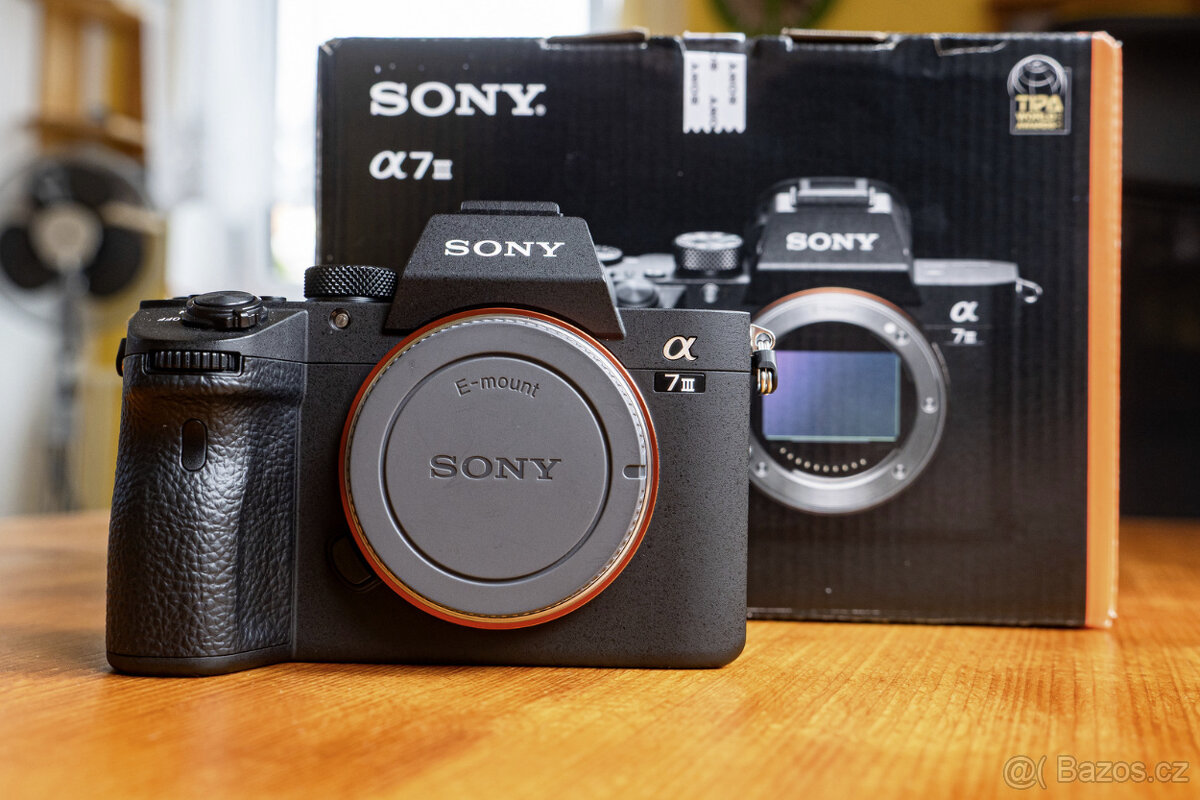 SONY A7 III