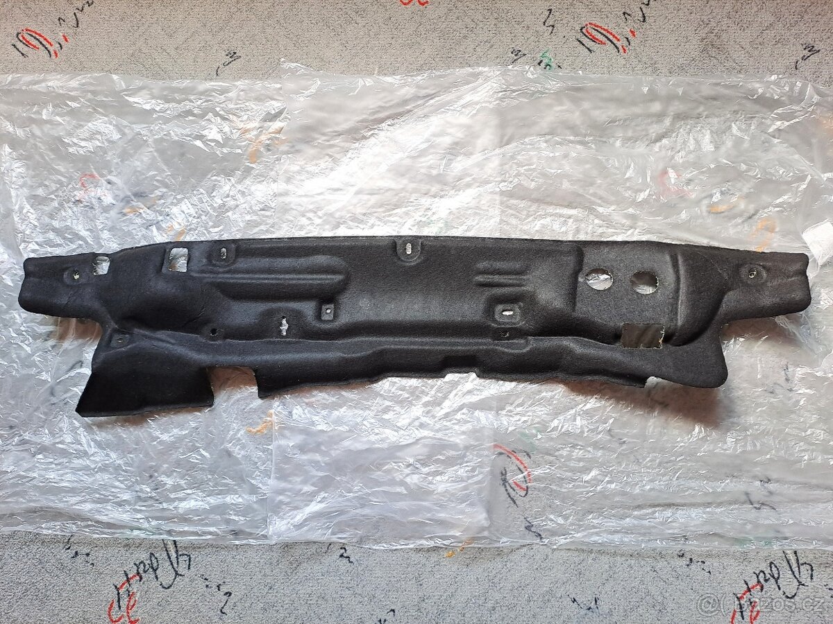 Hluková izolace motorového prostoru