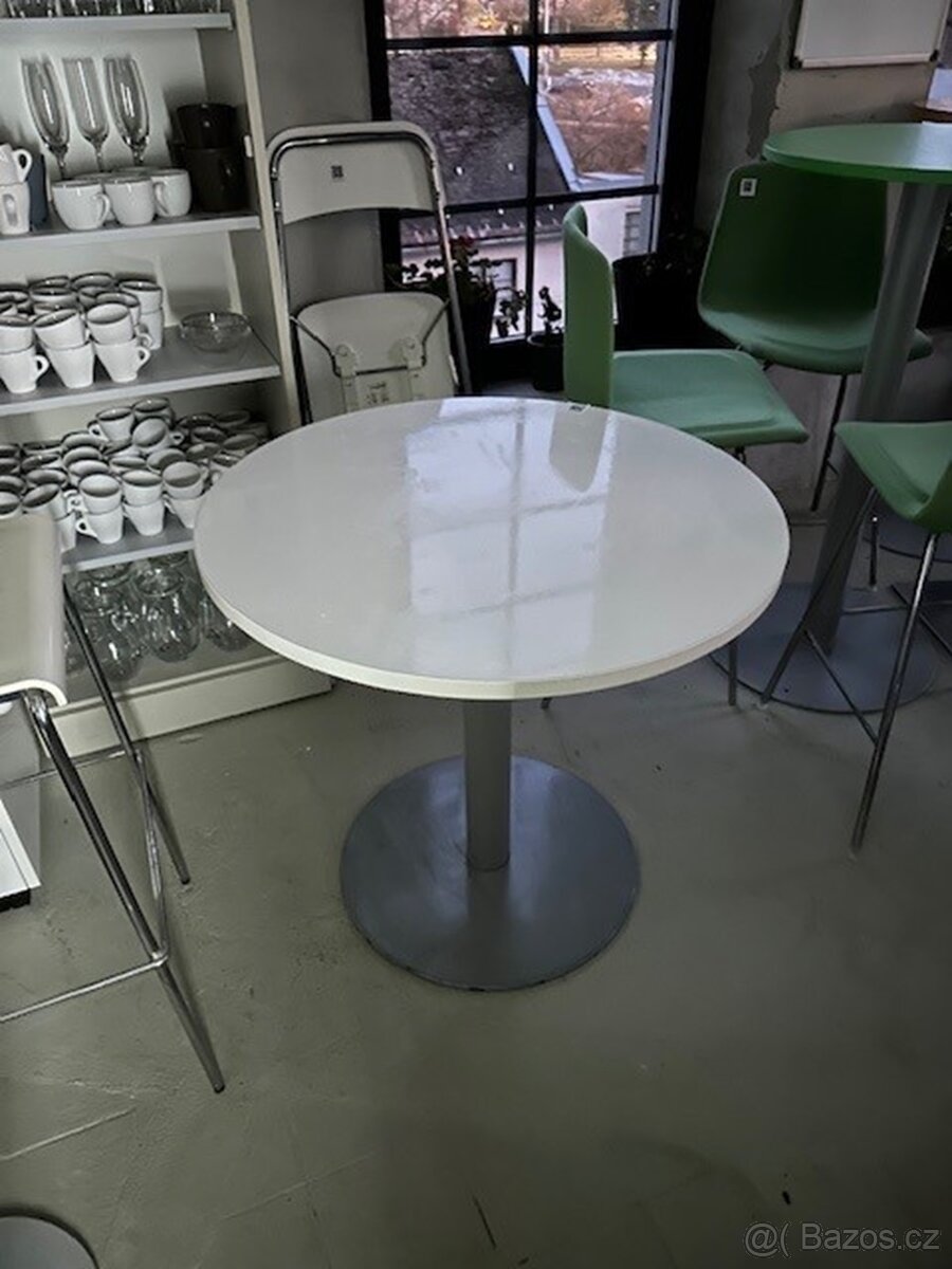 prodám kulatý stůl průměr 80 cm šedou kovovou podnoží