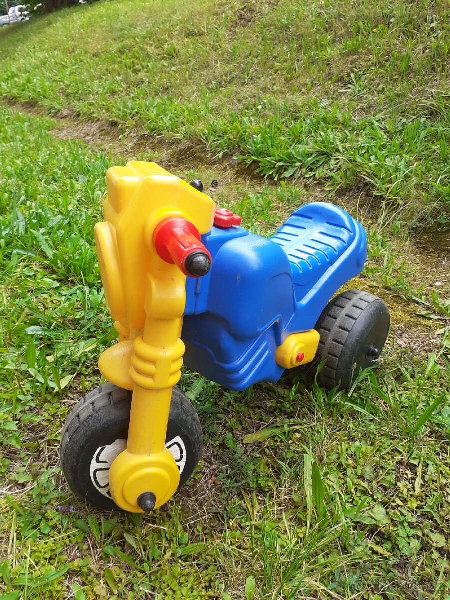 Dětské odrážedlo motorka
