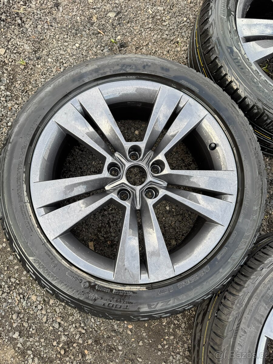 Alu kola Škoda Karoq 215/50/18 letní NOVÉ pneu