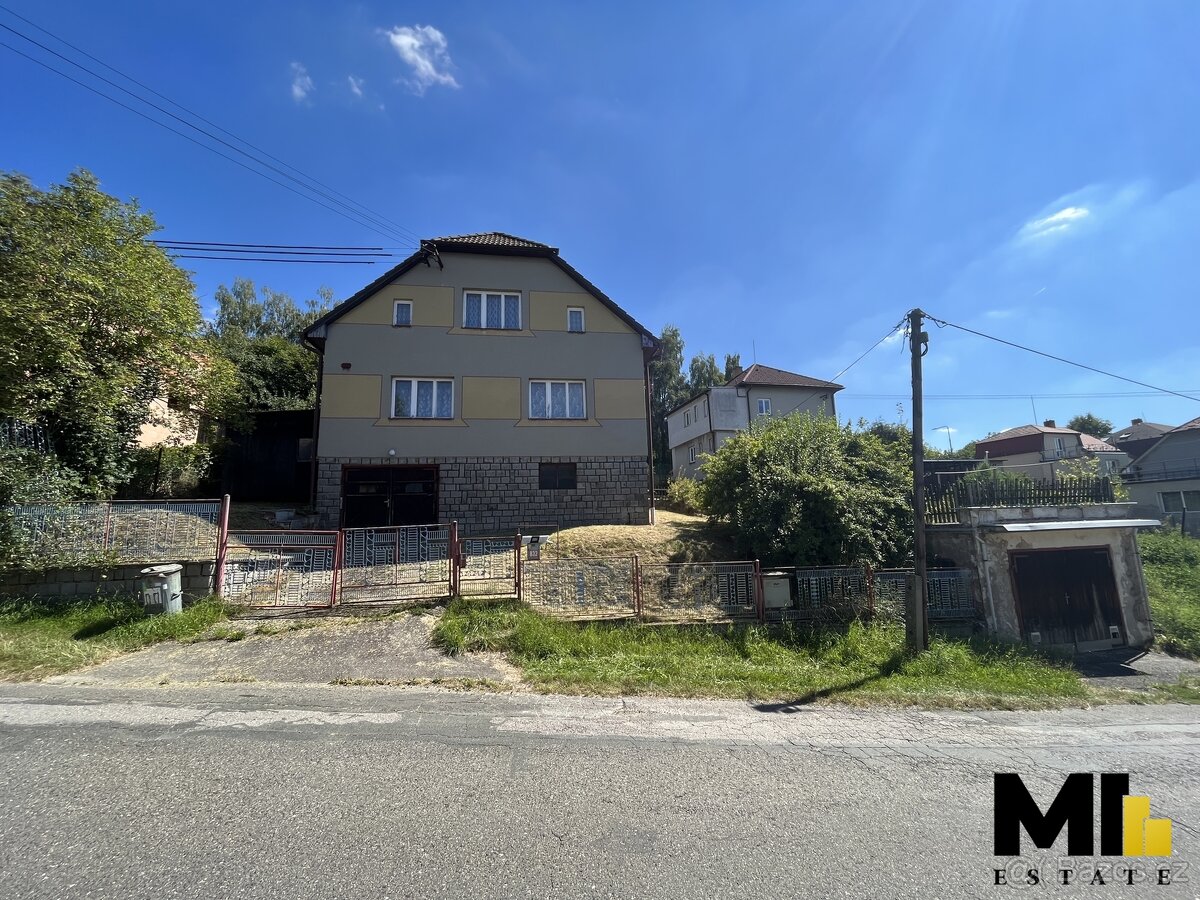 Prodej rodinného domu v Ledči nad Sázavou na pozemku o velik