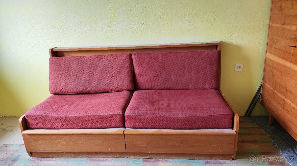 Retro gauč