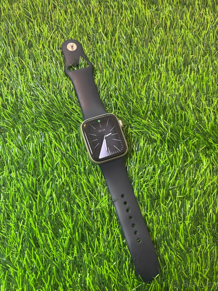 Apple watch SE 2.gen cellular - 44mm, 96% baterie