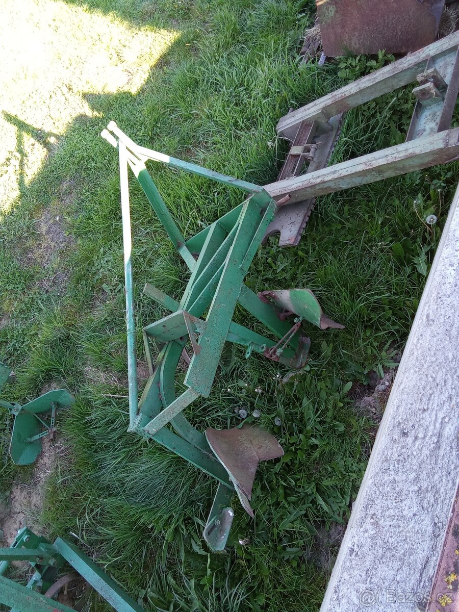 Prodám nebo vyměním příslušenství za traktor