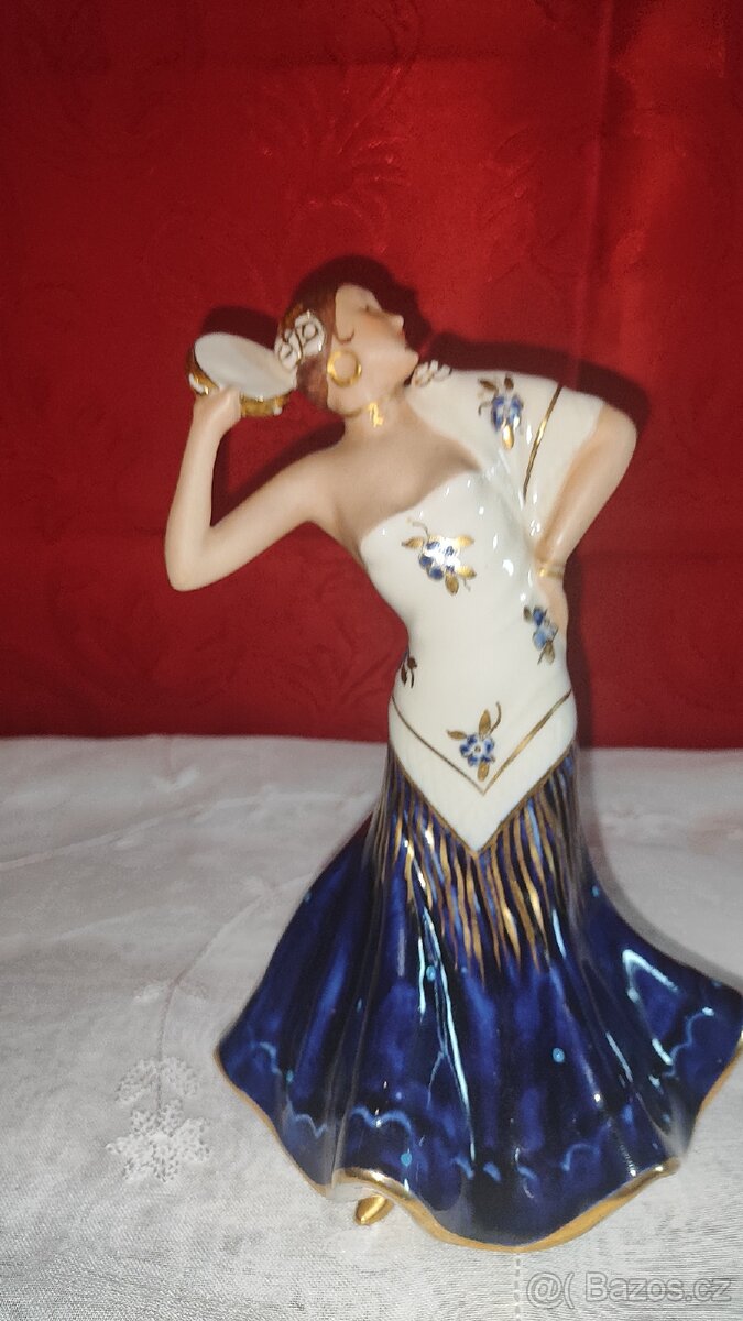 Tanečnica Royal Dux