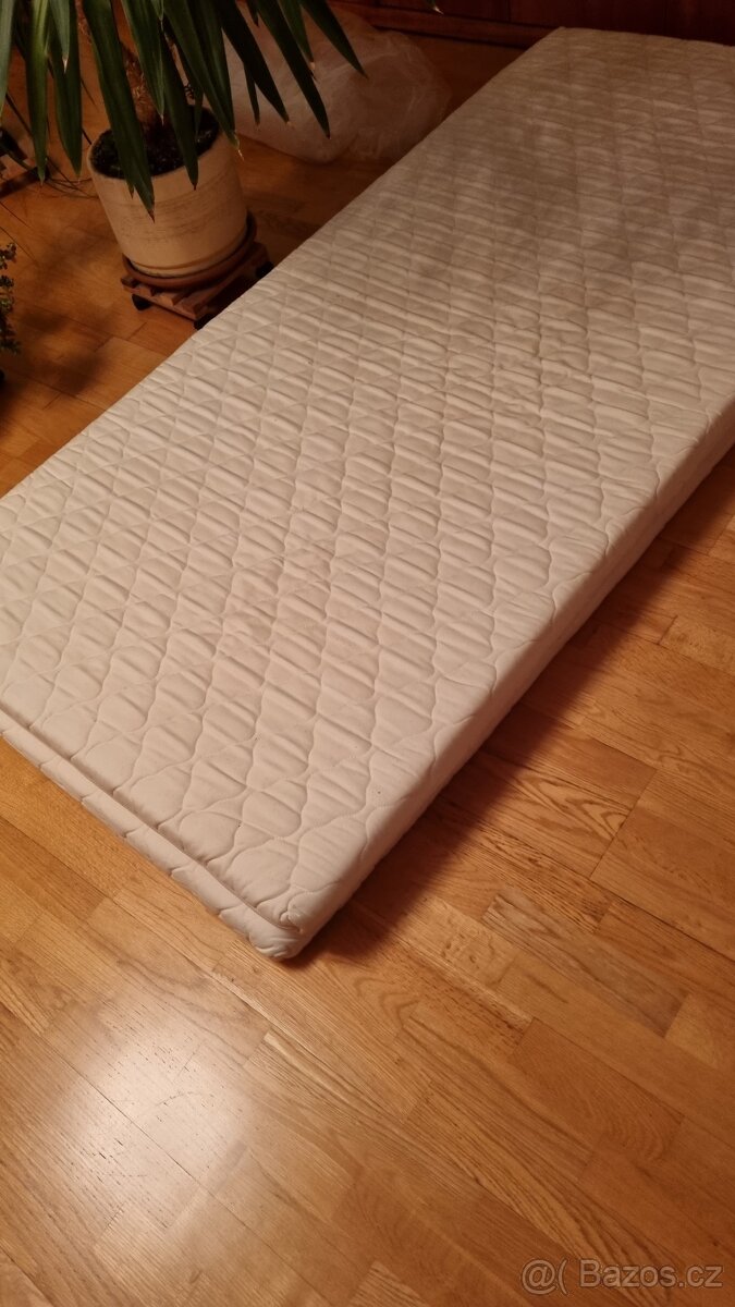2 vrchní matrace valty - AS 8