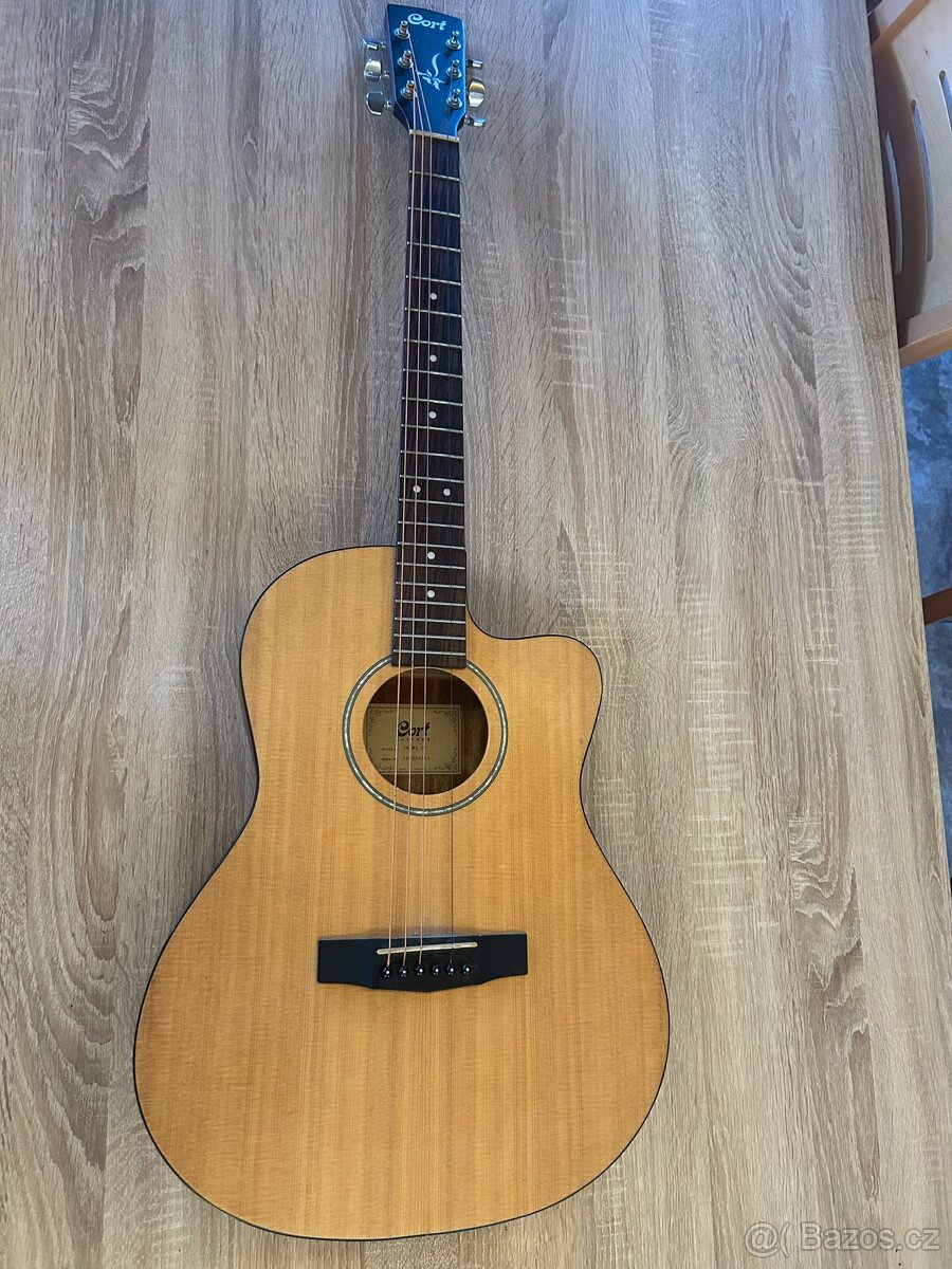 Akustická kytara: Cort JADE OP 1