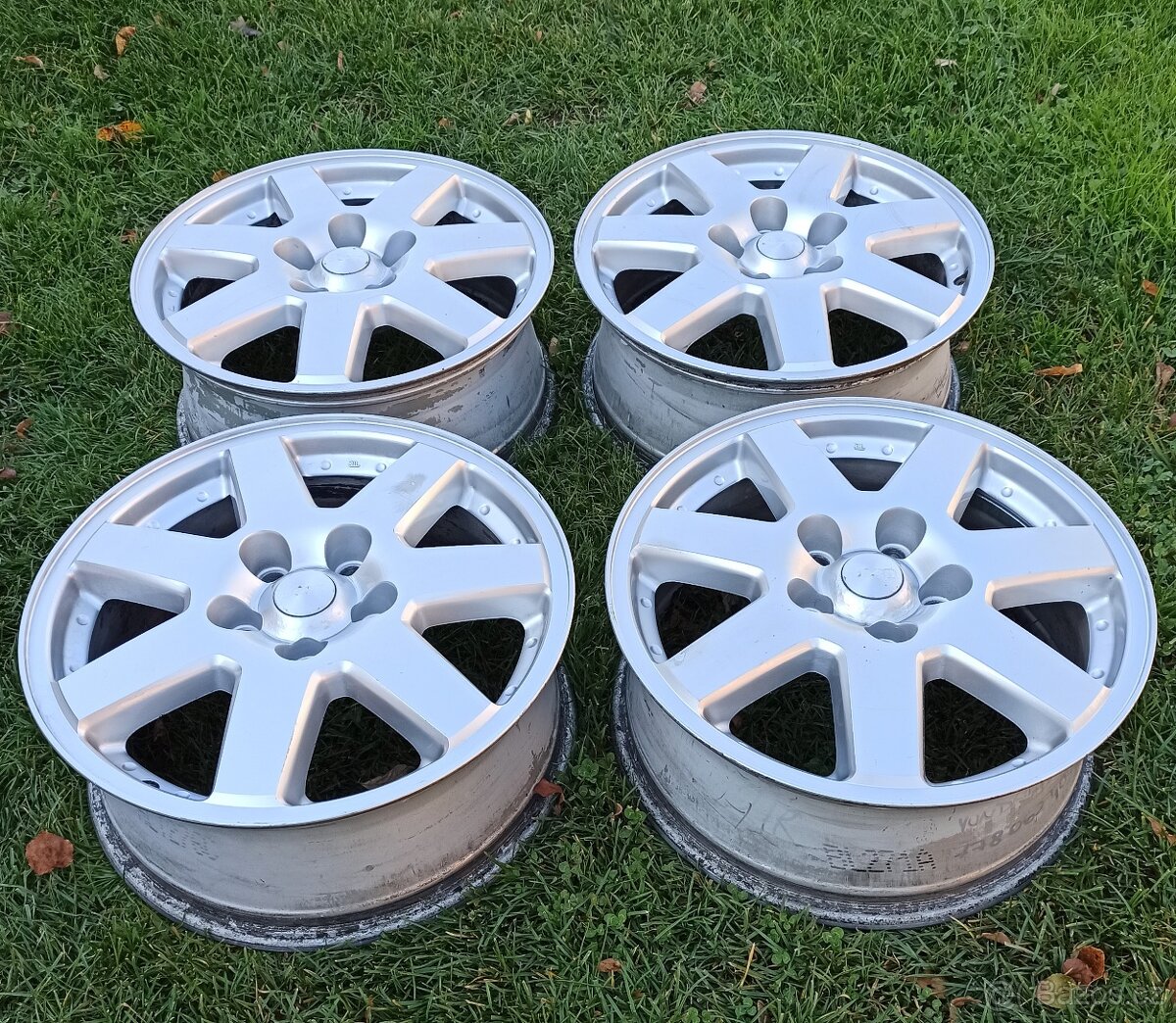 Sada kol Jeep Grand Cherokee R18 5x127