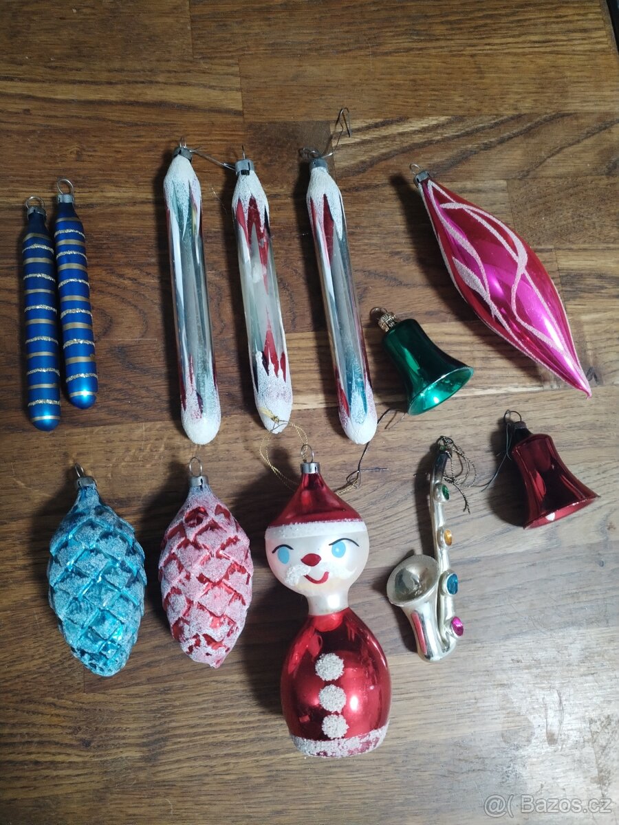 Retro ozdoby na stromeček.