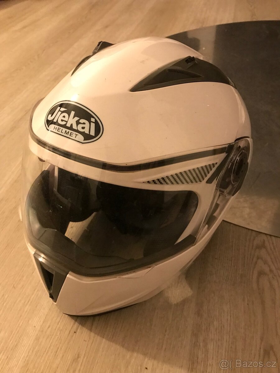 Jiekai helmet - Vyklapeci helma se sluneční clonou