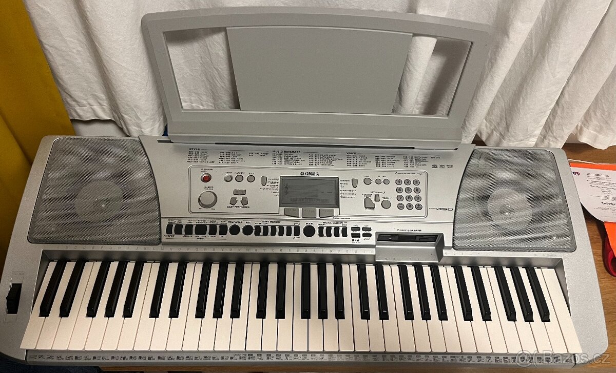 Prodám klávesy YAMAHA PSR 450