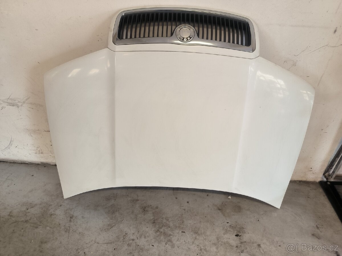 Kapota z škoda fabia 1