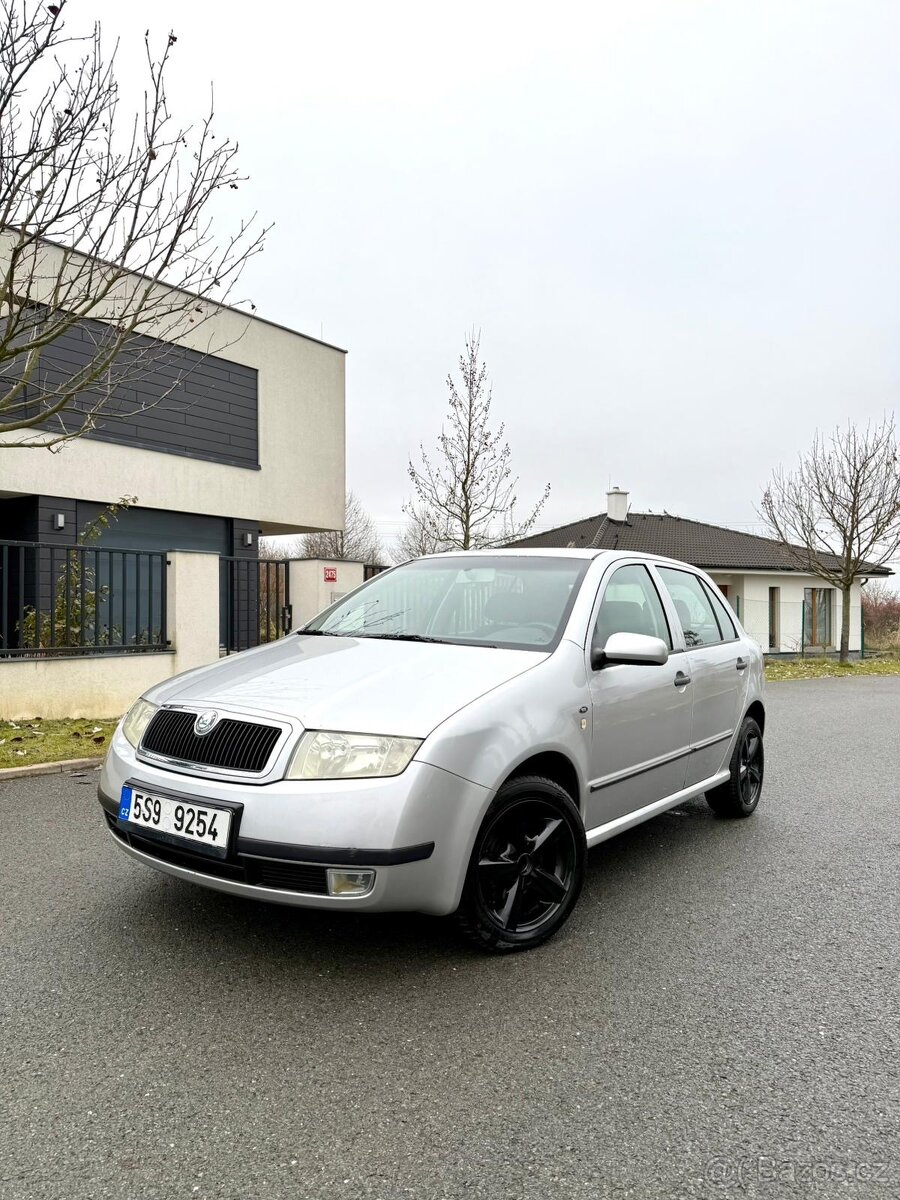 Škoda Fabia 1.4 klimatizace, parkovací senzory