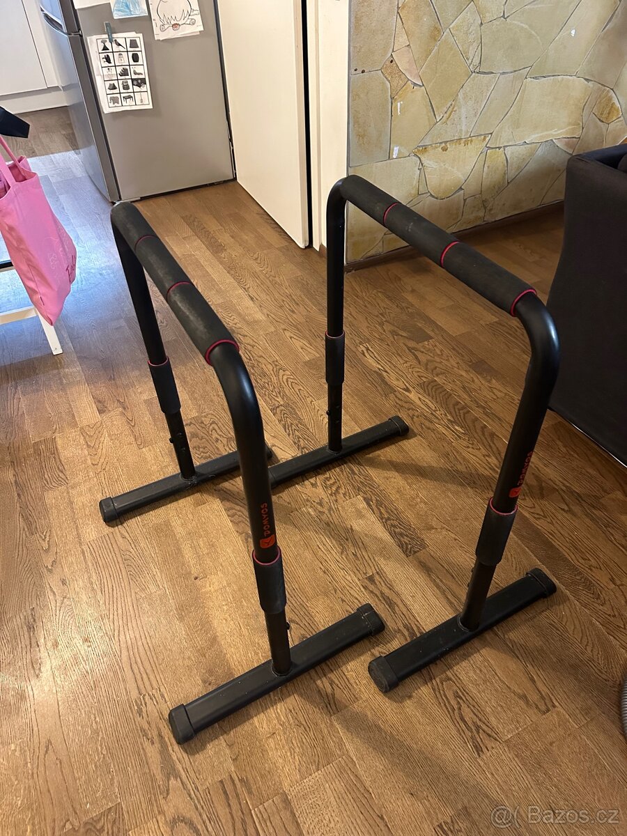 Posilovací bradla - dipy