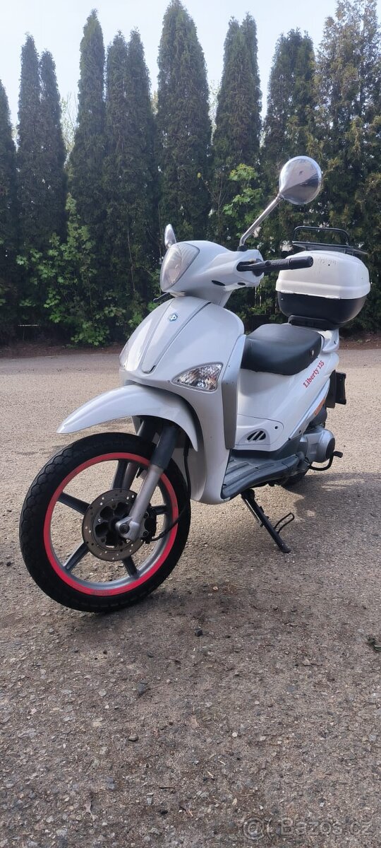 Piaggio Liberty 125  řidičák B