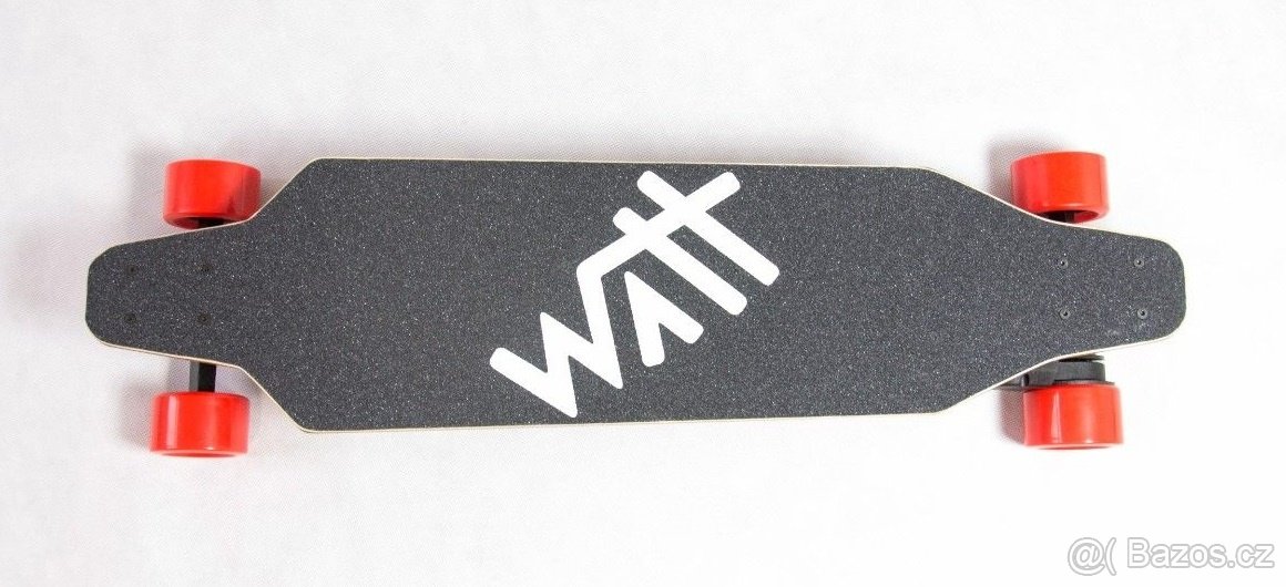 Nový elektrický skateboard longboard značky WATTBOARD