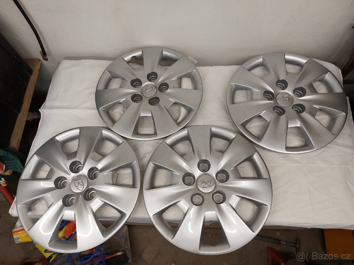Poklice originál Hyundai 15" (R15)