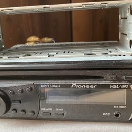 Pioneer DEH1200MP