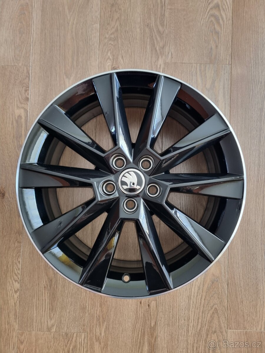 Alu Savio black R17 Škoda Fabia 3/Rapid 1ks