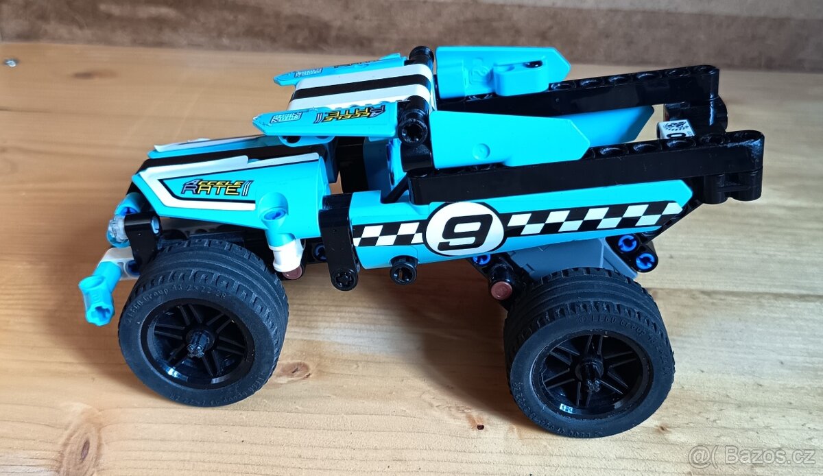 Lego technic náklaďák pro kaskadéry