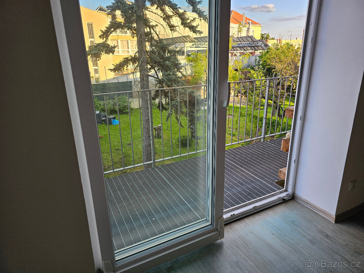 Pronájem bytu 2+kk 55 m2 Slovenská Znojmo 13 000 Kč