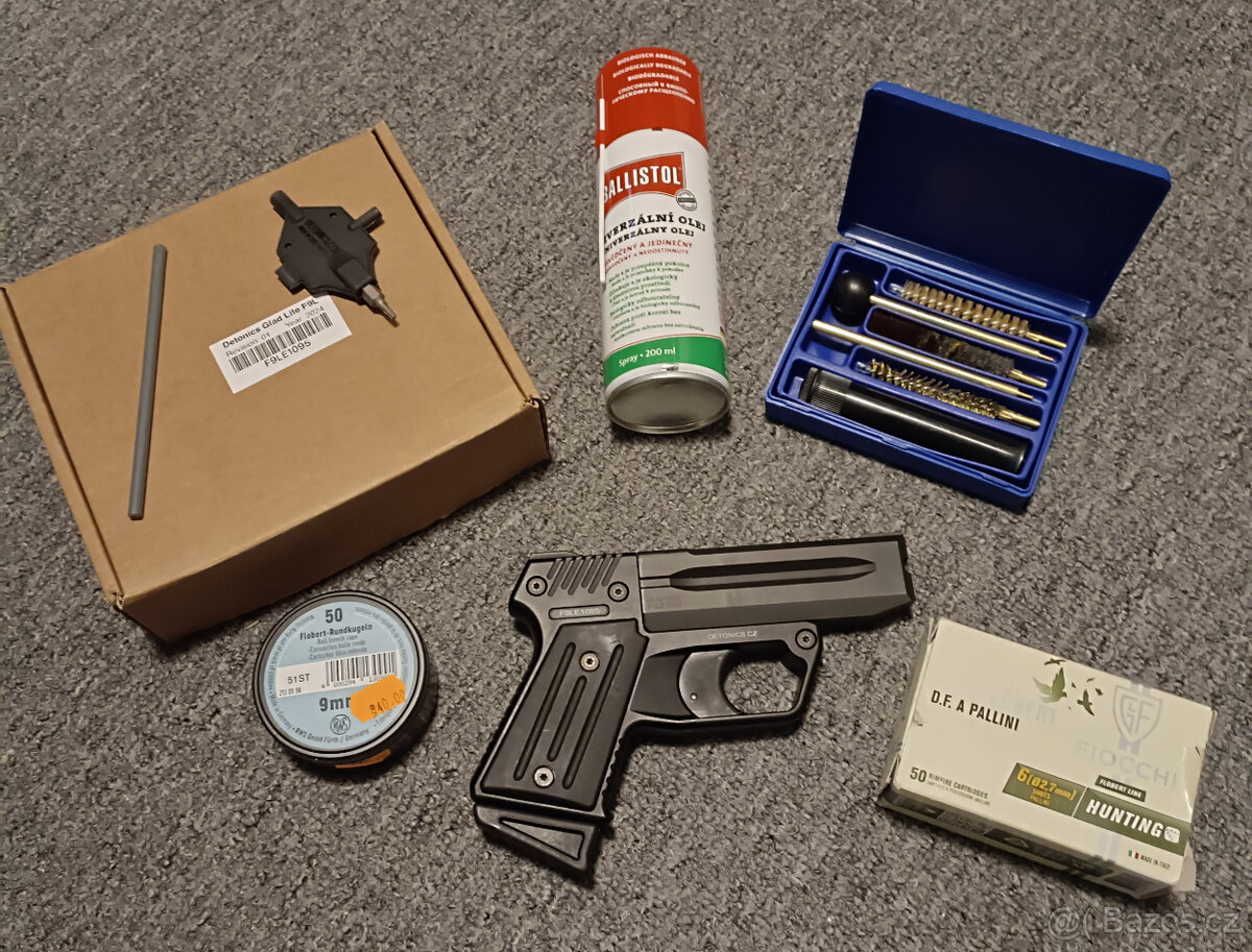 Flobert Detonics 9mm