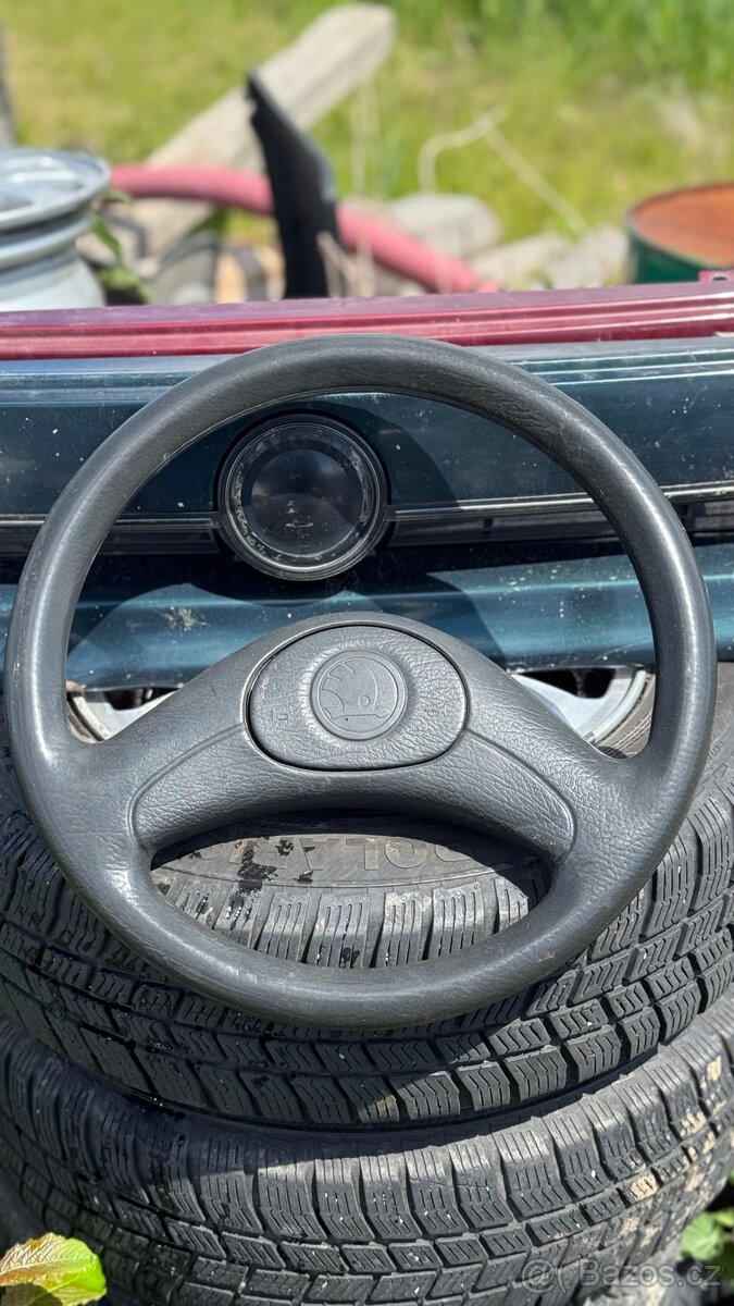 ŠKODA FELICIA VOLANT