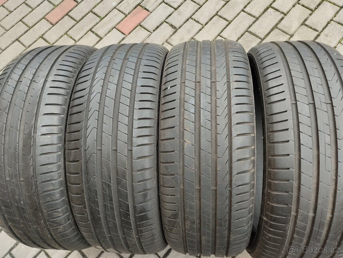 Pirelli 225/40R19 DOT4220
