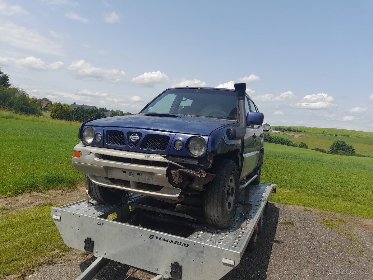 Nissan terrano 2.7 tdi 92kw