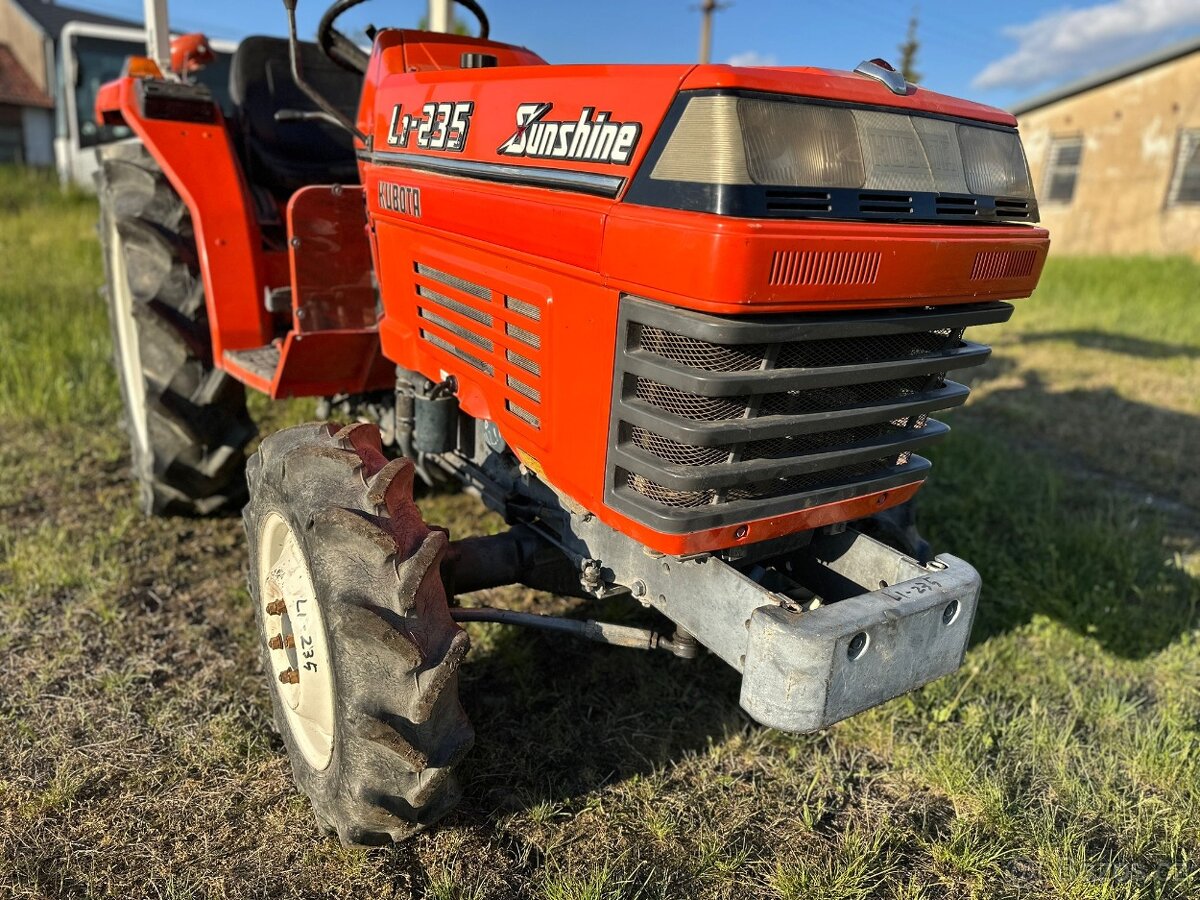 Malotraktor Kubota Sunshine L1-235