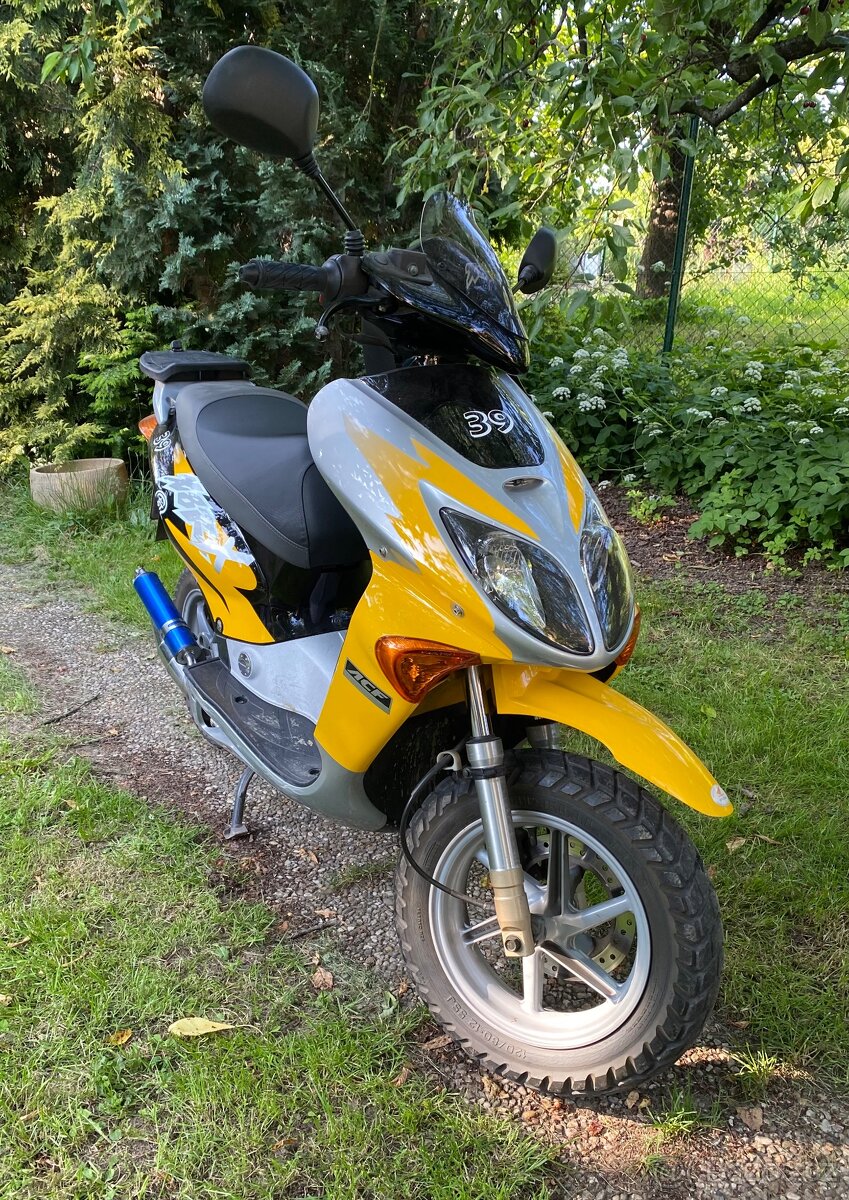 Skutr Honda X8R-X 70cc