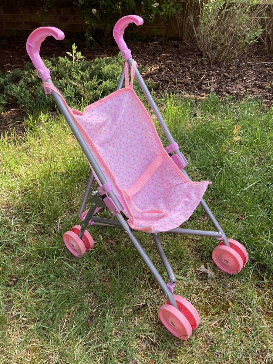Prodám dětský kočárek pro panenky 53x39cm
