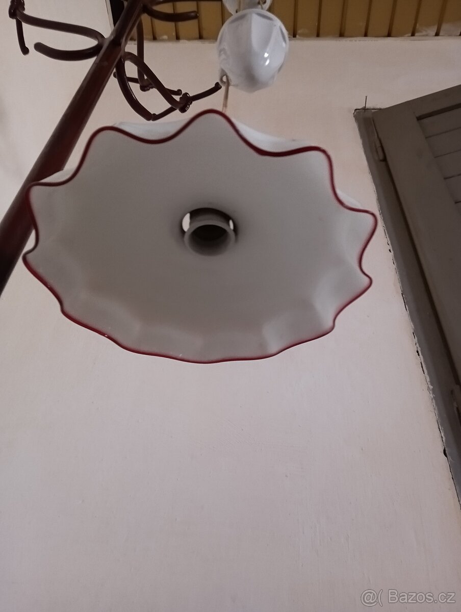 Starožitný lustr