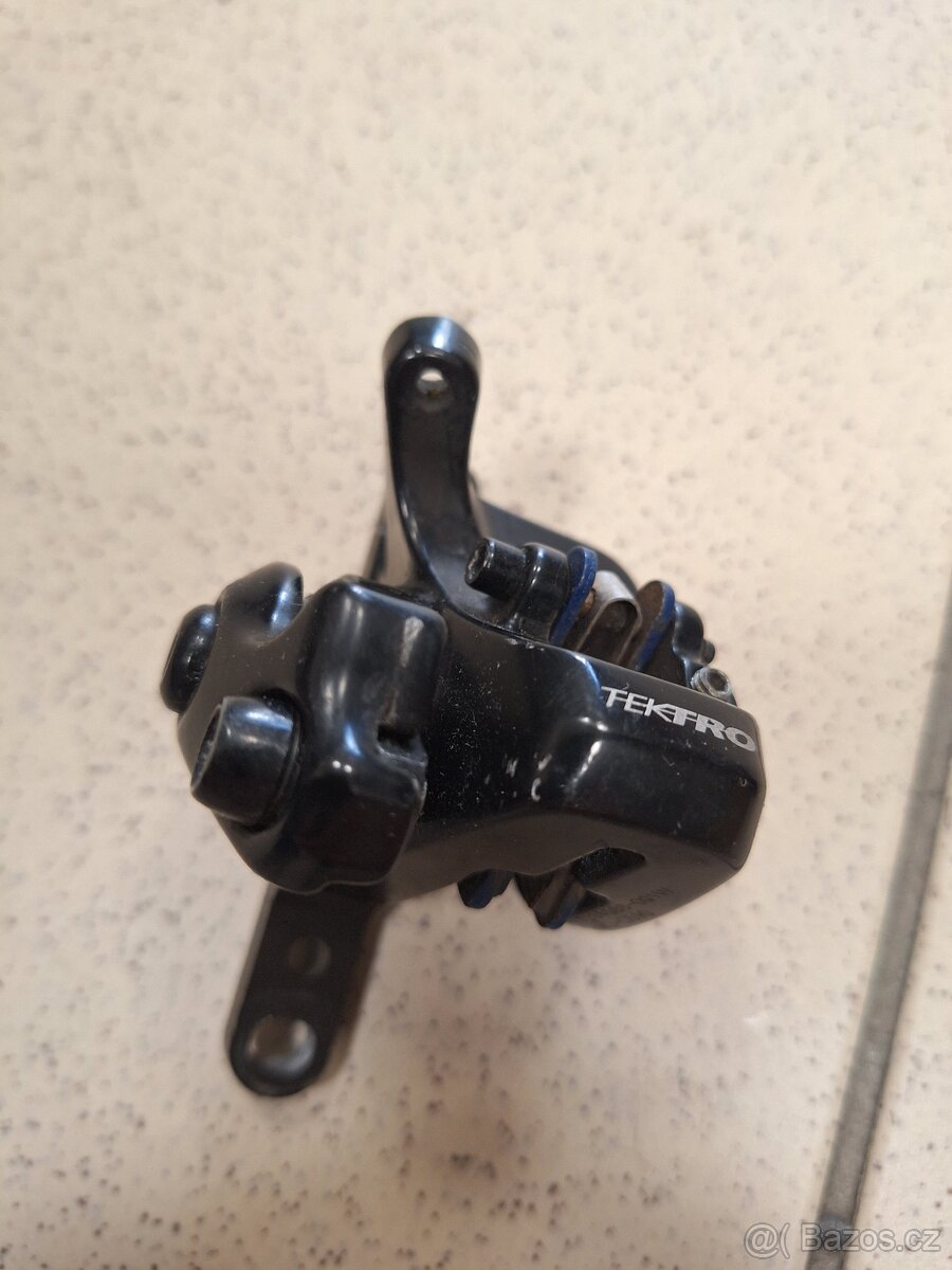 Brzdové třmeny Tektro FlatMount