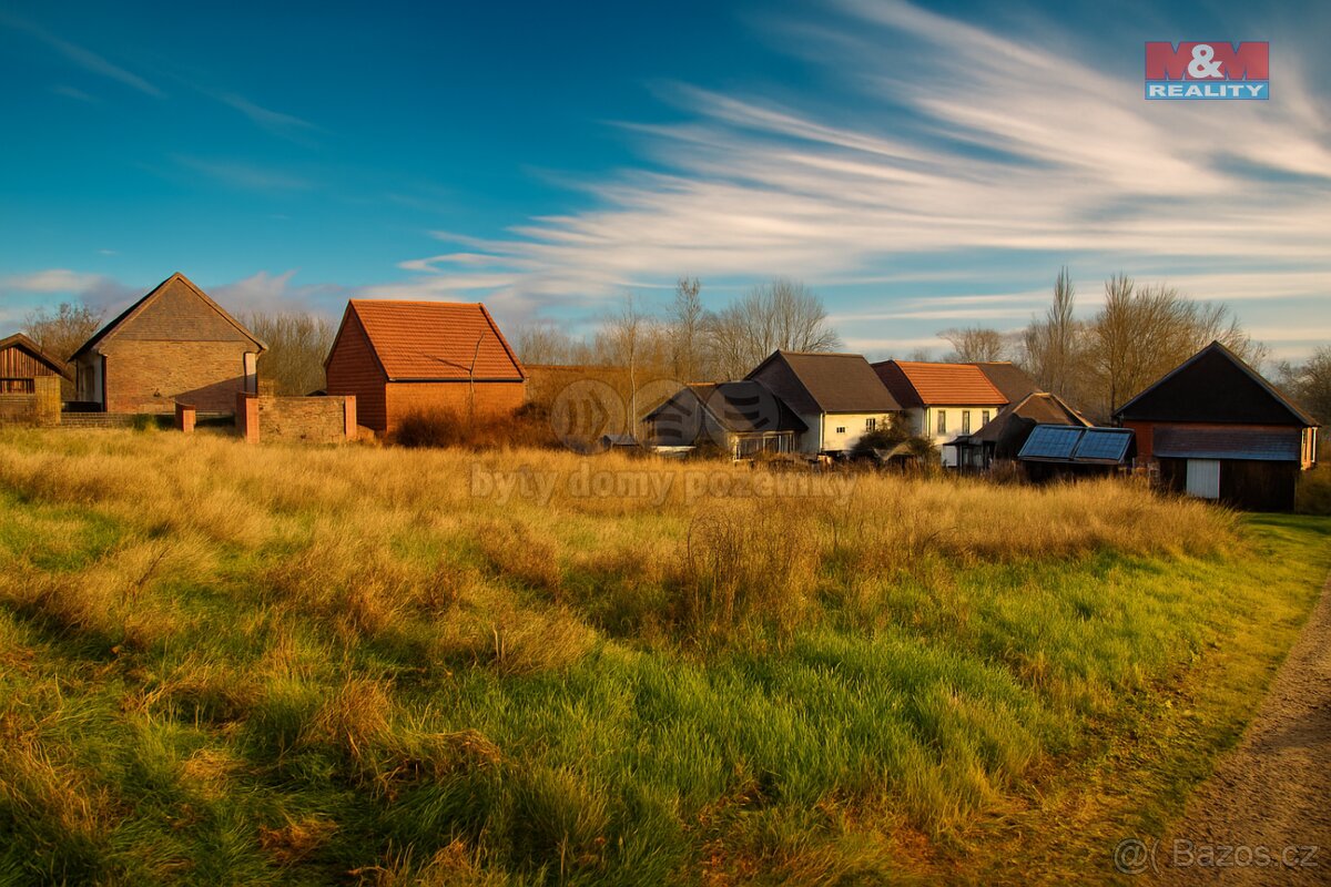 Prodej pozemku k bydlení, 1650 m², Trpísty