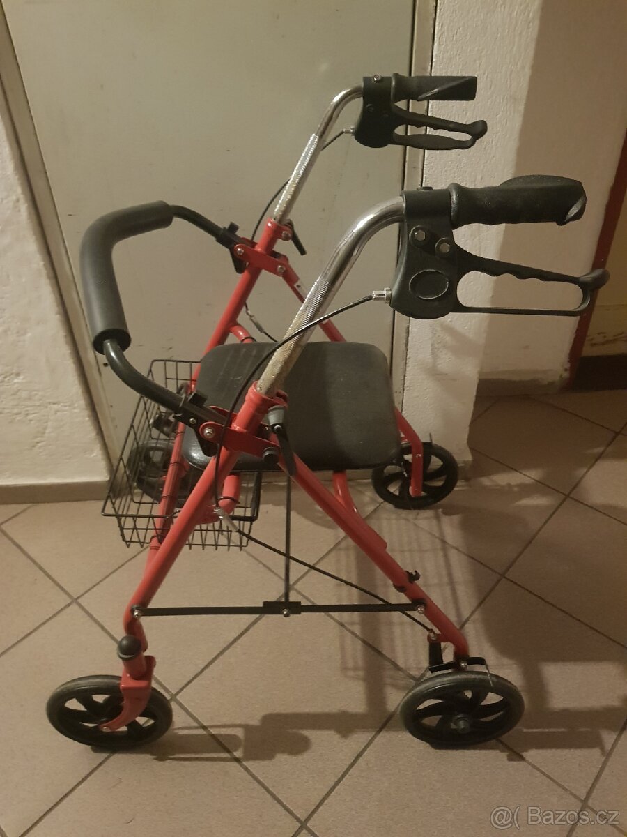 Chodítko se sedátkem