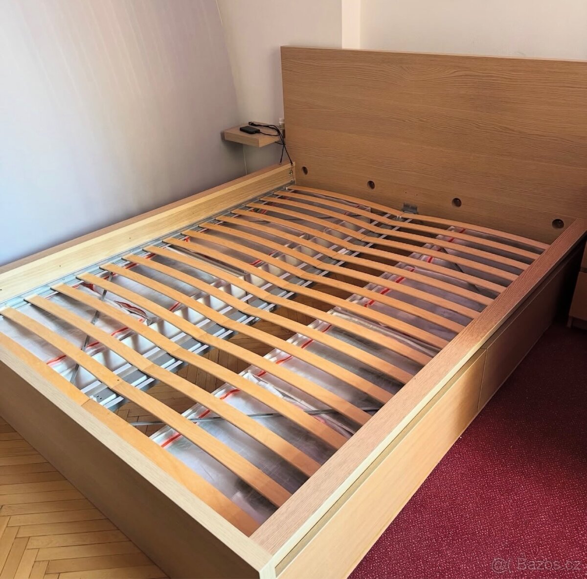 Prodej postele MALM - IKEA