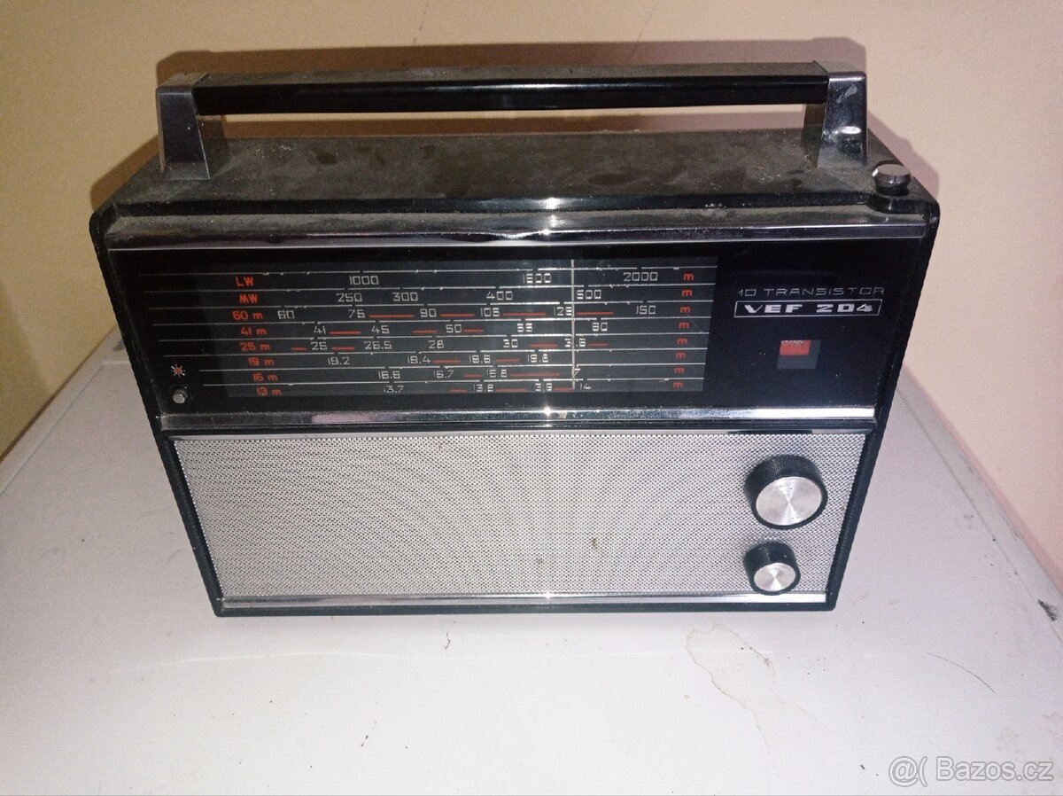 Rádio VEF 204