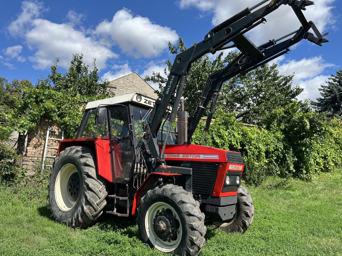 Traktor Z10145 s čelním nakladačem