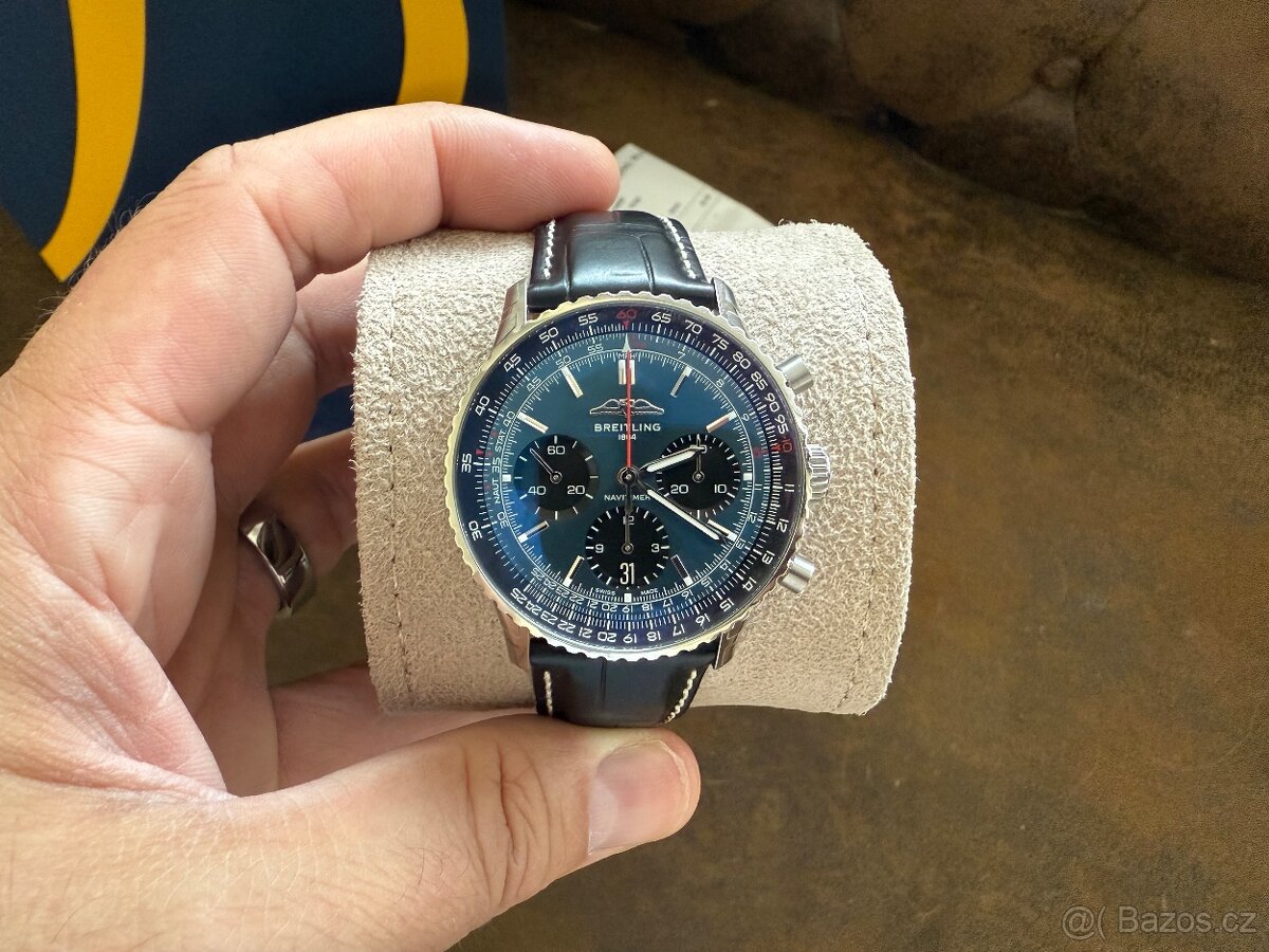 Nové hodinky Breitling Navitimer B01 Blue/Black